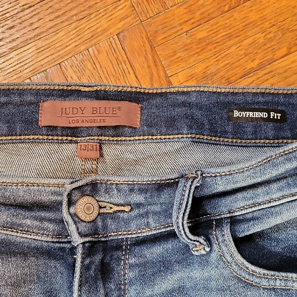 Judy Blue High Rise Boyfriend Denim Jeans Size 31 - Picture 2 of 9